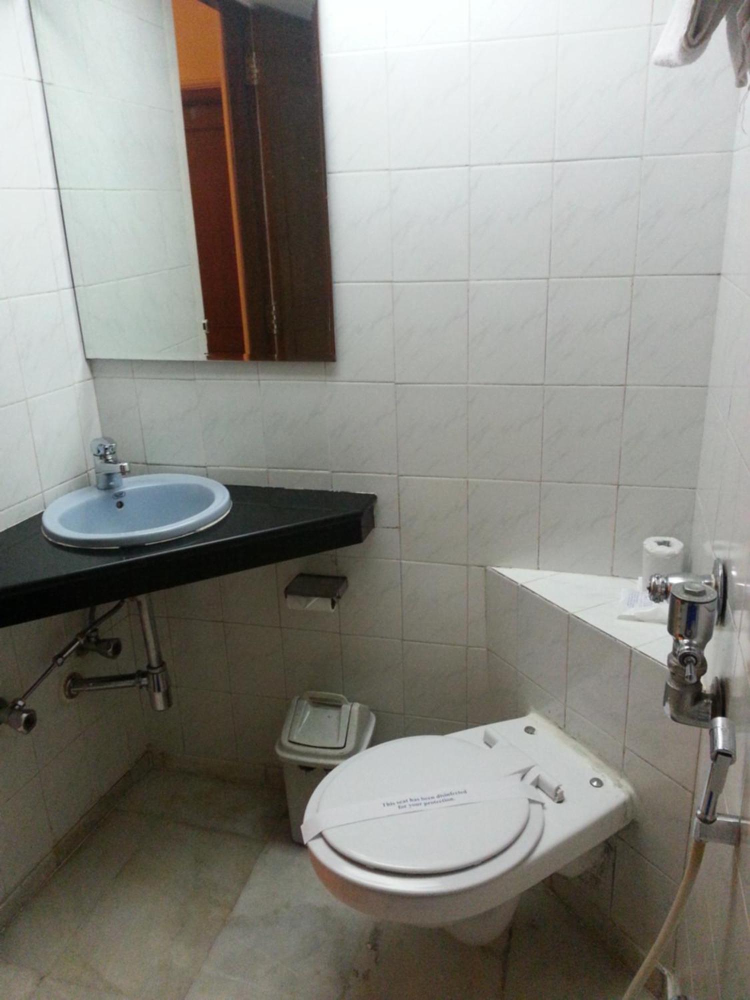 Hotel Ashray International, Sion - Near Bkc Mumbai Kültér fotó