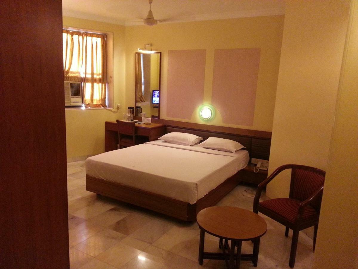 Hotel Ashray International, Sion - Near Bkc Mumbai Kültér fotó