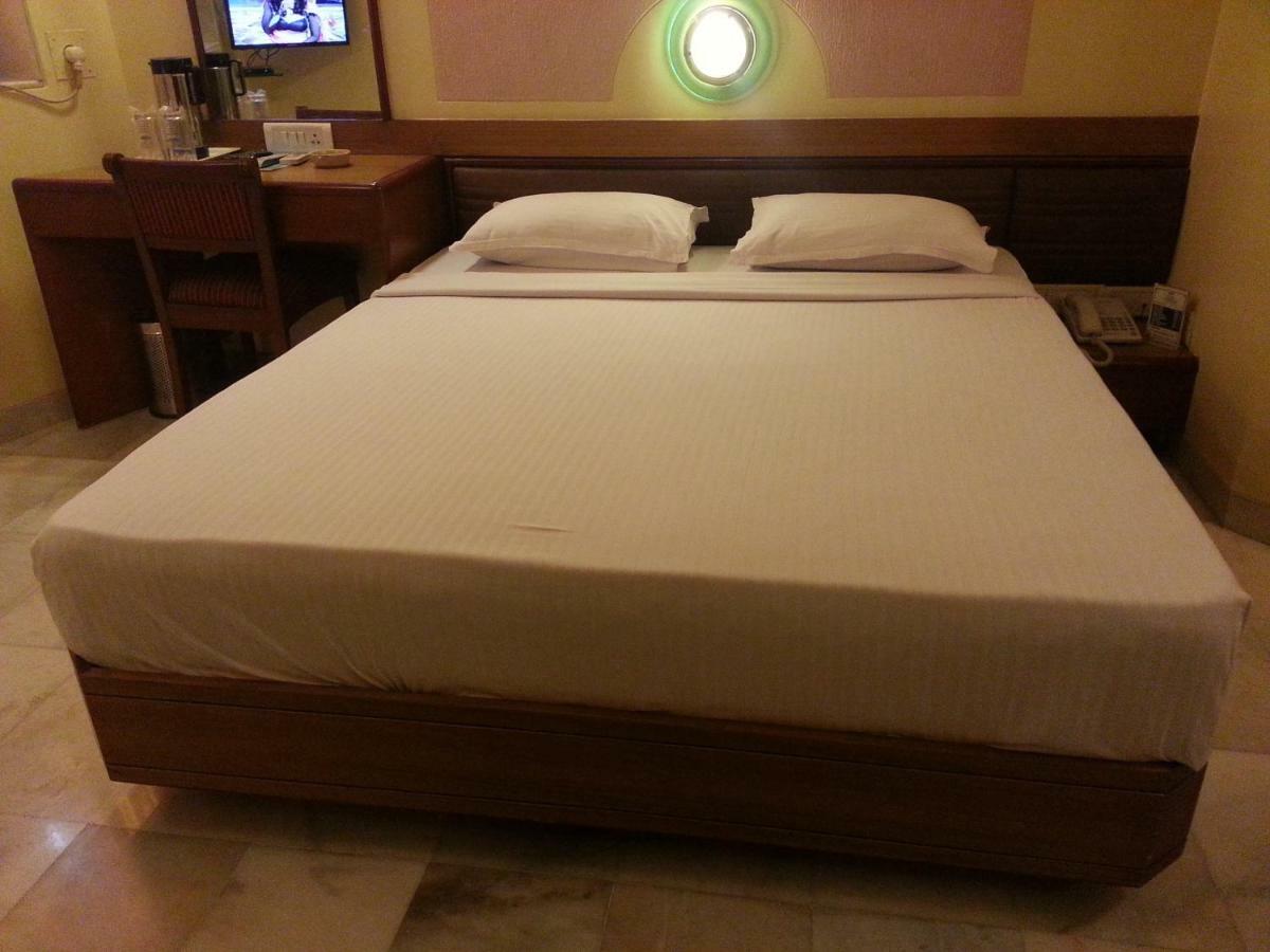 Hotel Ashray International, Sion - Near Bkc Mumbai Kültér fotó