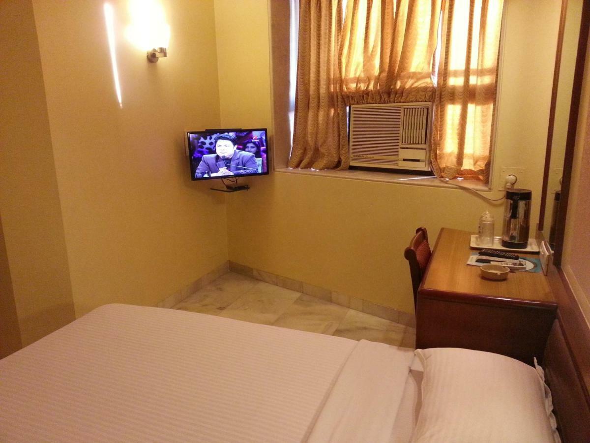 Hotel Ashray International, Sion - Near Bkc Mumbai Kültér fotó
