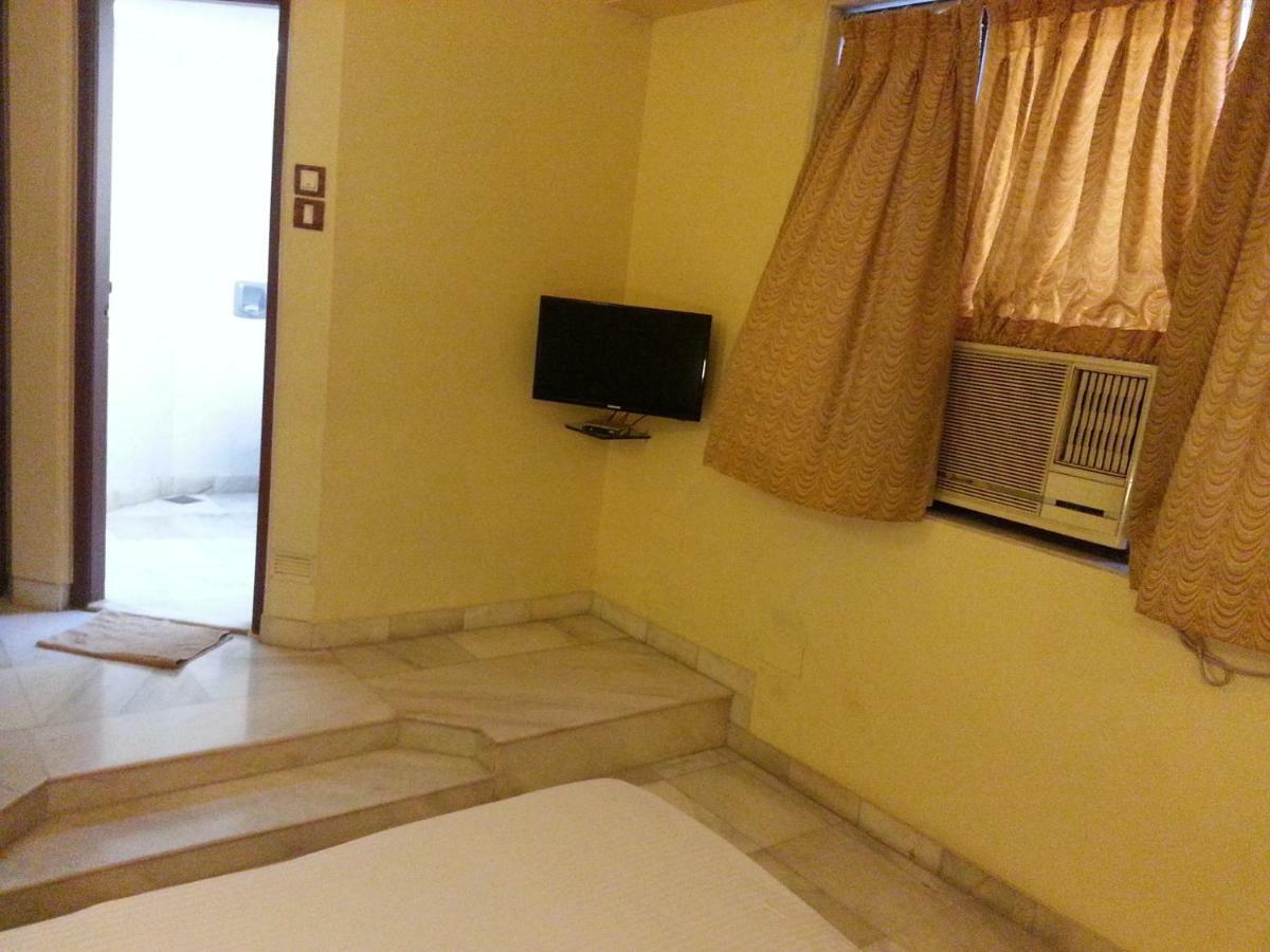 Hotel Ashray International, Sion - Near Bkc Mumbai Szoba fotó